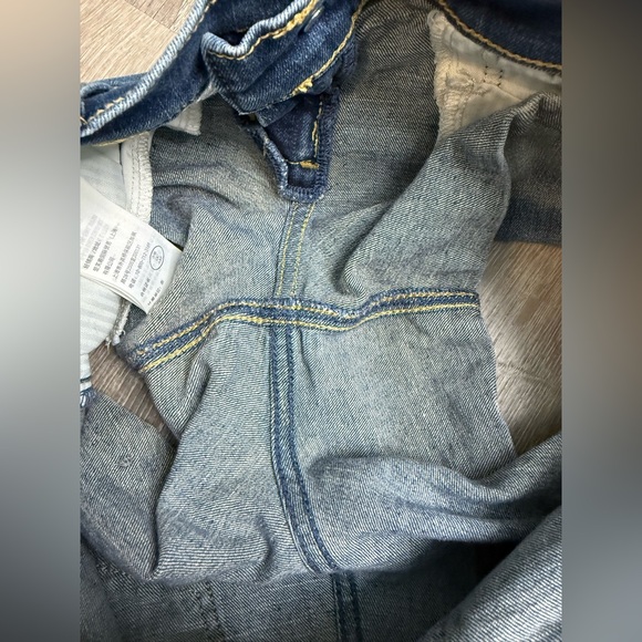 Hollister Low Rise Midi Shorts Size 5/27 - Picture 4 of 9